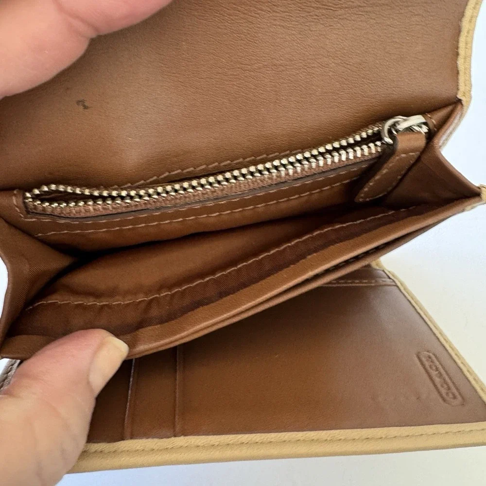 Coach vtg leatherware